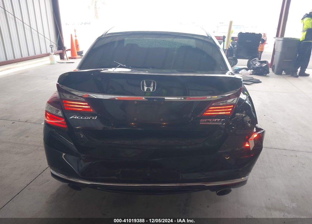 2017 HONDA ACCORD SPORT SE VIN: 1HGCR2F14HA124455