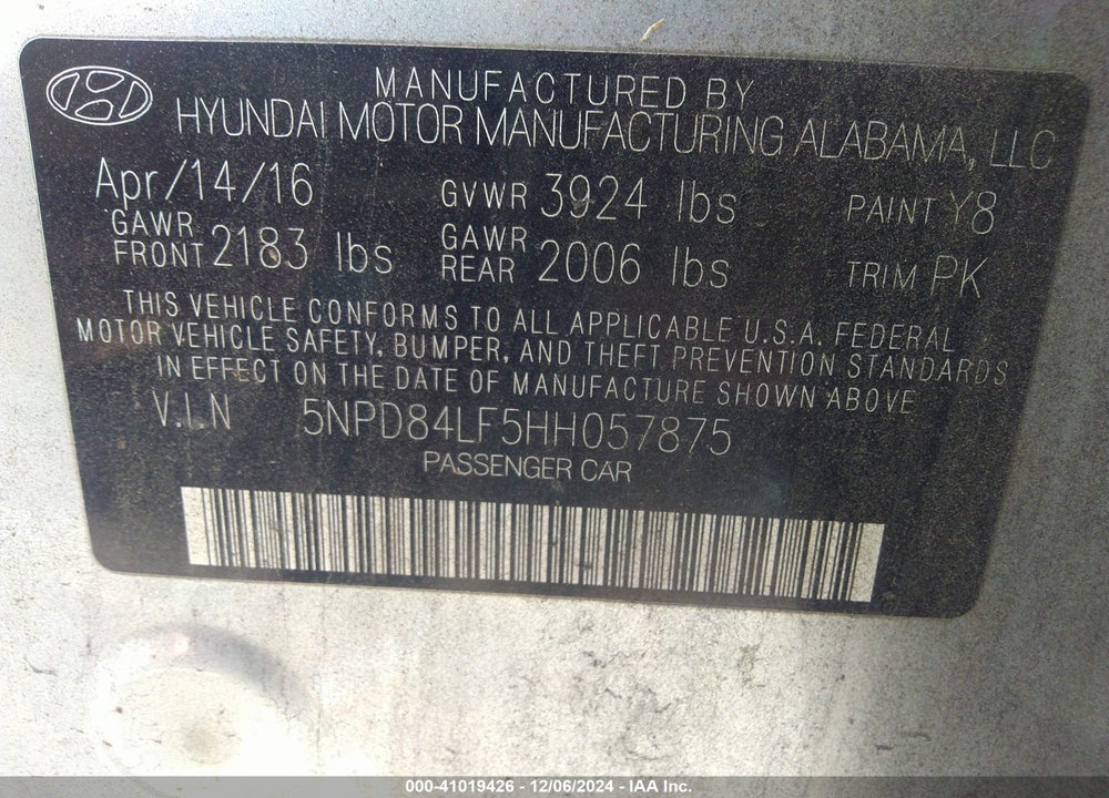 2017 HYUNDAI ELANTRA VIN: 5NPD84LF5HH057875