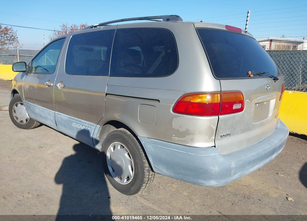 2000 TOYOTA SIENNA CE VIN: 4T3ZF19C3YU313723