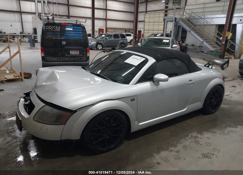 2001 AUDI TT VIN: TRUTX28N411025358