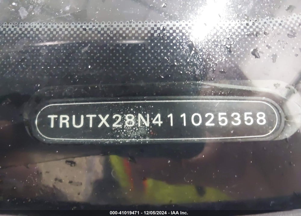 2001 AUDI TT VIN: TRUTX28N411025358