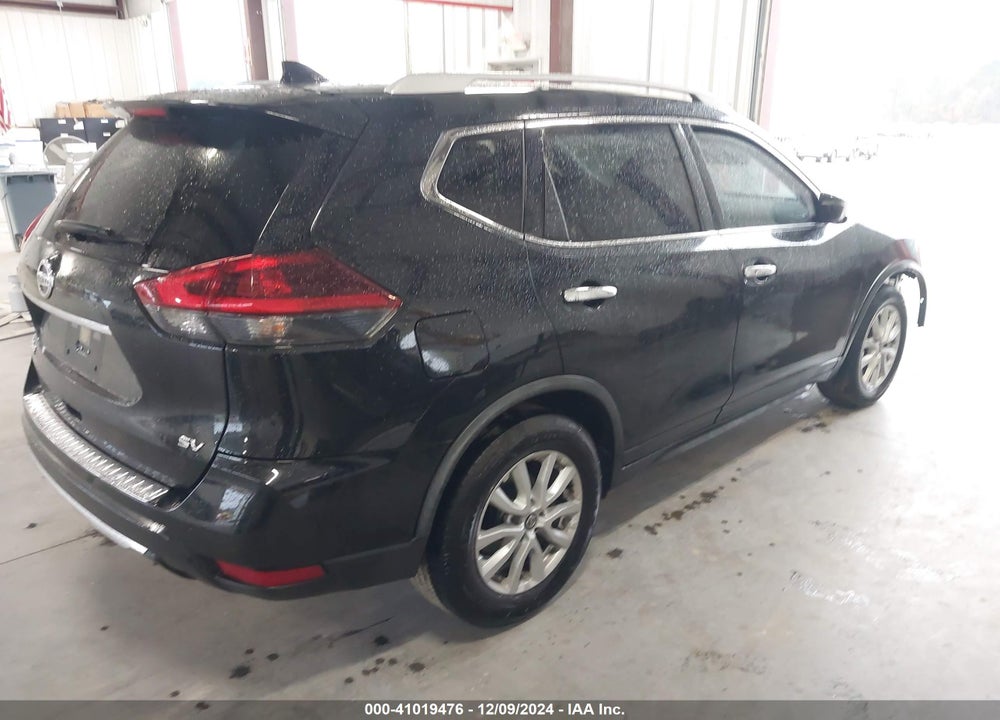 2018 NISSAN ROGUE SV VIN: JN8AT2MT3JW459702