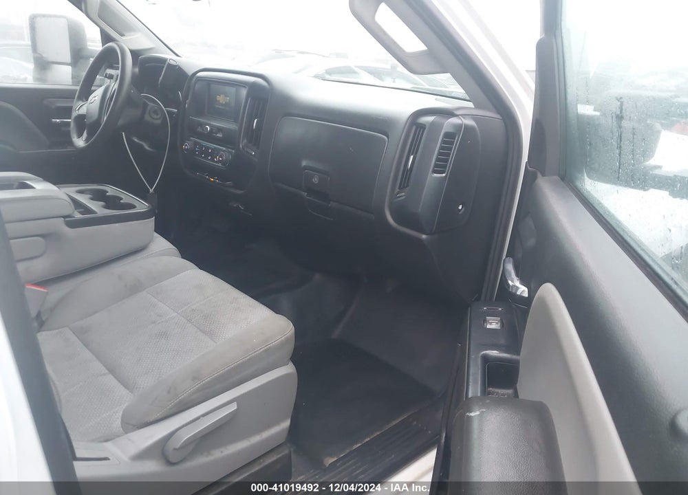 2019 CHEVROLET SILVERADO 2500HD VIN: 2GB2CREG5K1215881