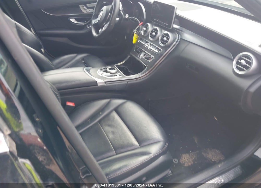 2017 MERCEDES-BENZ C 300 LUXURY/SPORT VIN: 55SWF4JB3HU202195