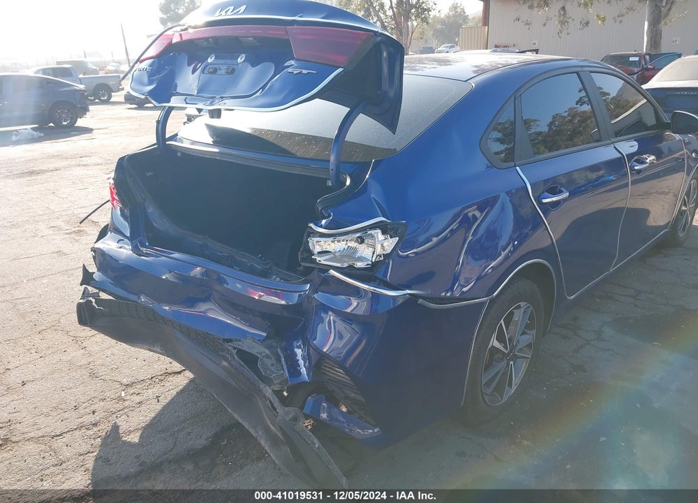 2023 KIA FORTE LXS VIN: 3KPF24AD7PE674936
