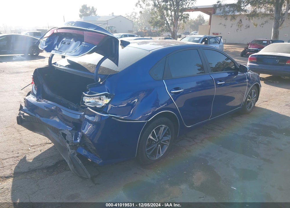 2023 KIA FORTE LXS VIN: 3KPF24AD7PE674936