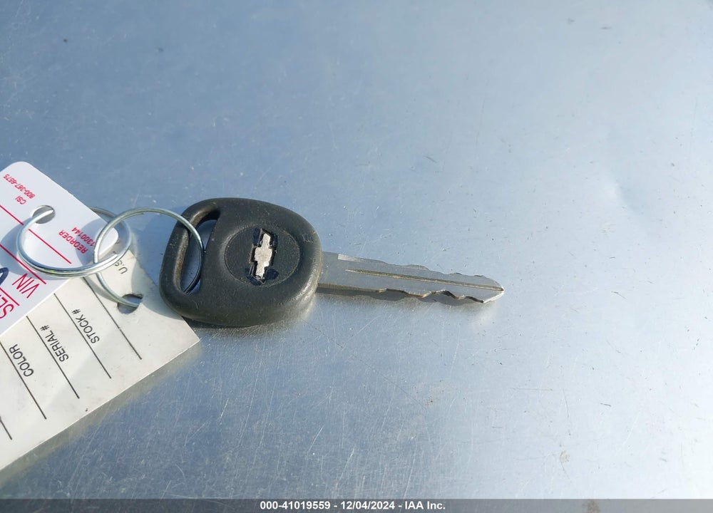 2000 CHEVROLET ASTRO VIN: 1GNDM19W7YB160208