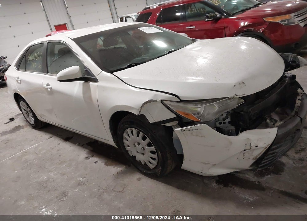 2017 TOYOTA CAMRY LE VIN: 4T1BF1FK6HU670416