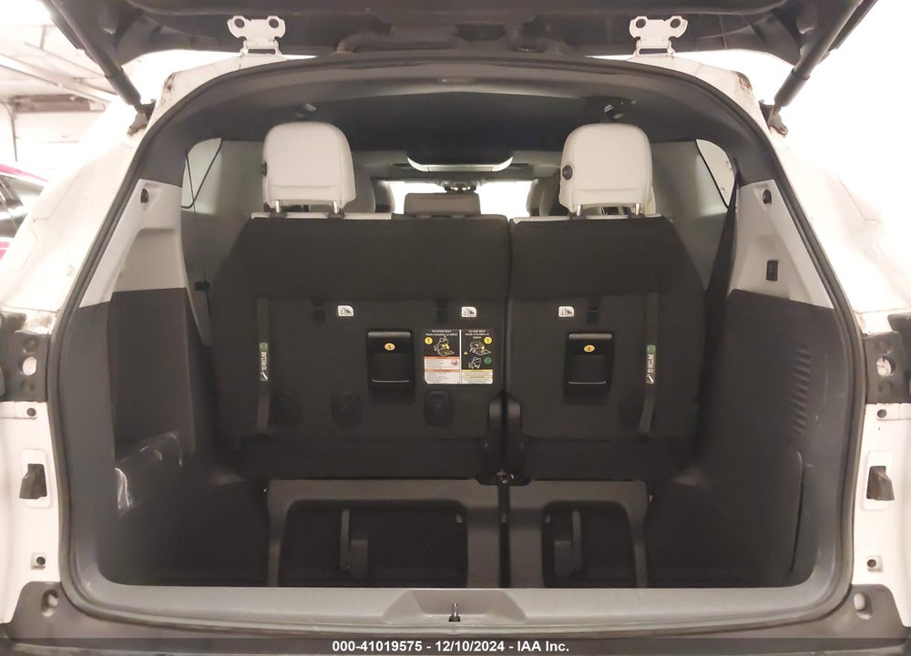 2023 TOYOTA SIENNA XSE VIN: 5TDDSKFC1PS108059