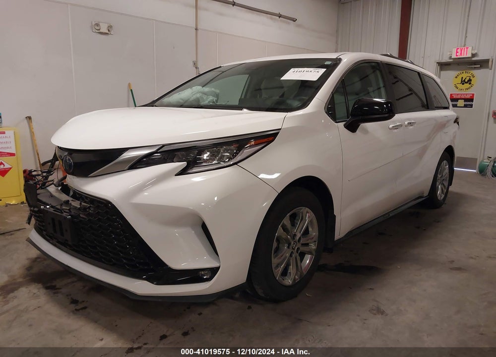 2023 TOYOTA SIENNA XSE VIN: 5TDDSKFC1PS108059