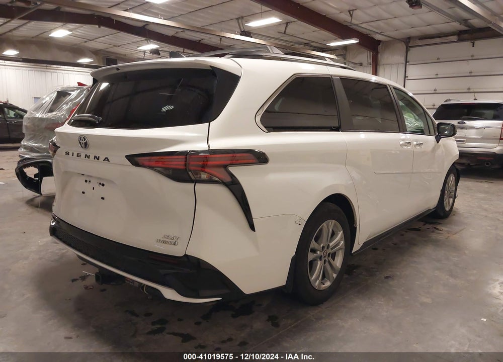 2023 TOYOTA SIENNA XSE VIN: 5TDDSKFC1PS108059