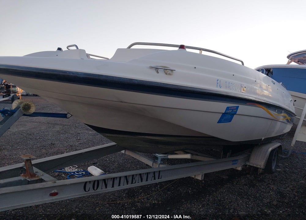2001 BAYLINER BOAT VIN: BLNA14GFF001