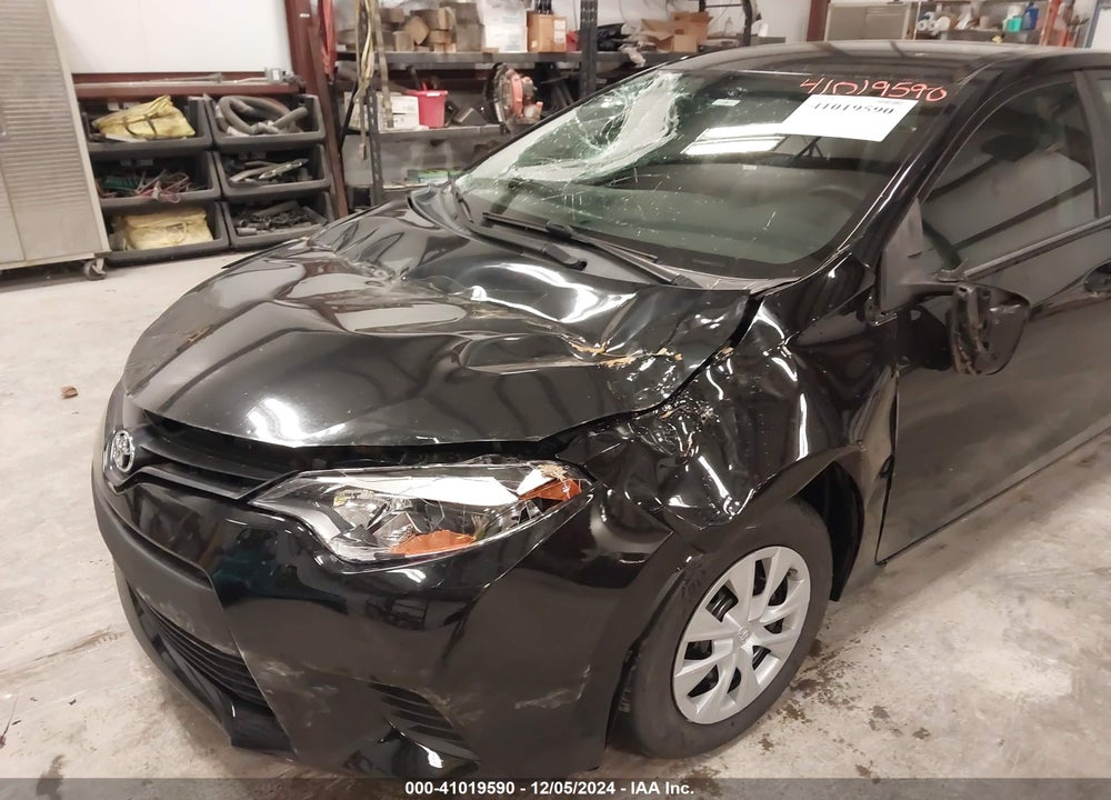 2015 TOYOTA COROLLA VIN: 2T1BURHE2FC321053