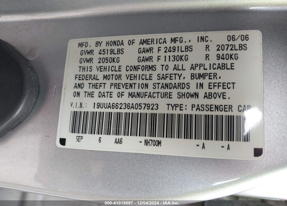 2006 ACURA TL VIN: 19UUA66236A057923