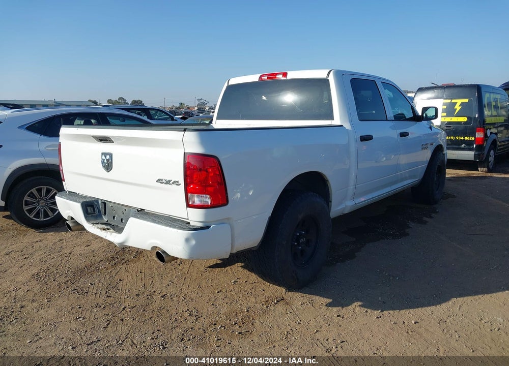 2017 RAM 1500 VIN: 3C6RR7KTXHG579414