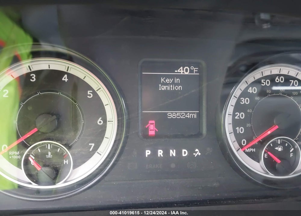 2017 RAM 1500 VIN: 3C6RR7KTXHG579414