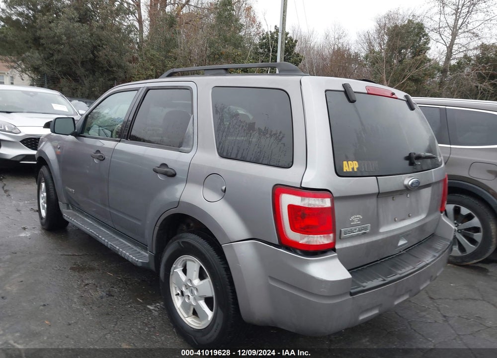 2008 FORD ESCAPE XLT VIN: 1FMCU03198KC06418