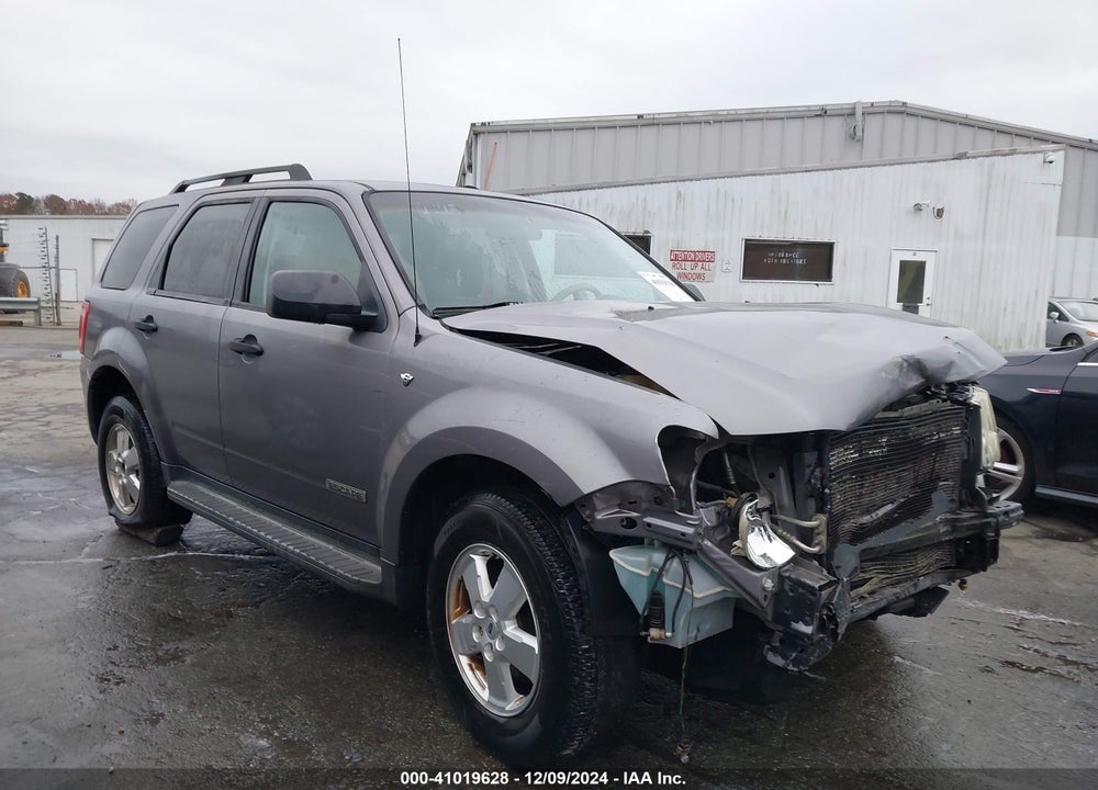 2008 FORD ESCAPE XLT VIN: 1FMCU03198KC06418