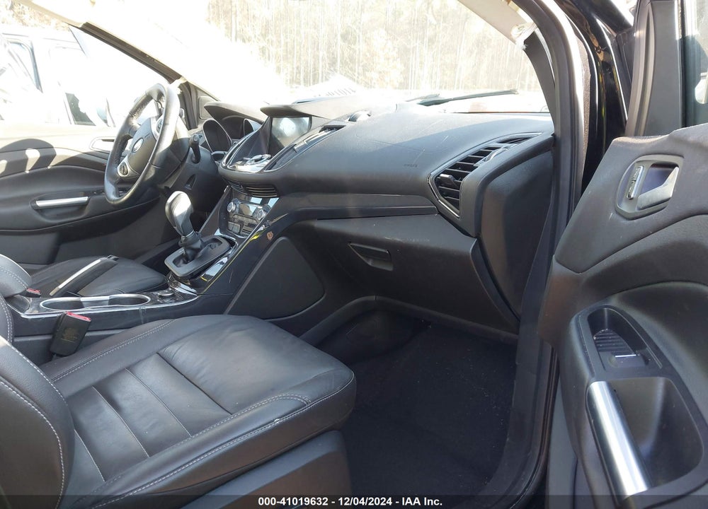 2016 FORD ESCAPE TITANIUM VIN: 1FMCU0JXXGUC52267