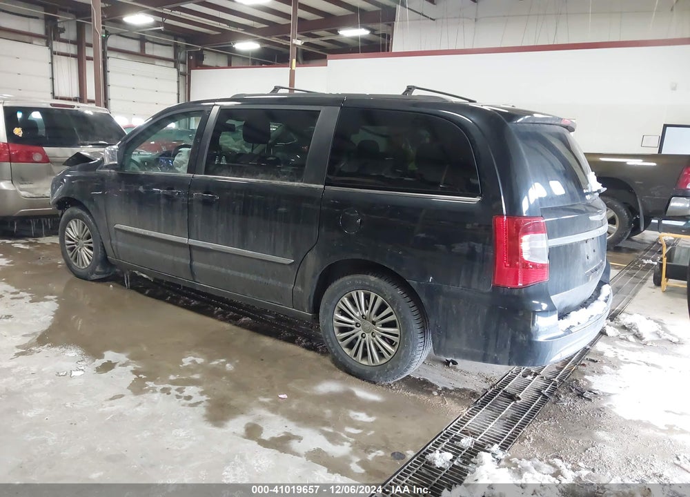 2015 CHRYSLER TOWN & COUNTRY TOURING-L VIN: 2C4RC1CG2FR574238