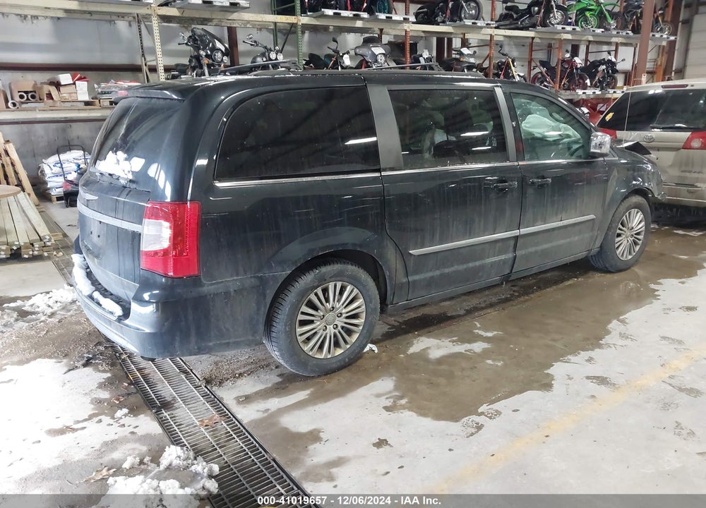 2015 CHRYSLER TOWN & COUNTRY TOURING-L VIN: 2C4RC1CG2FR574238
