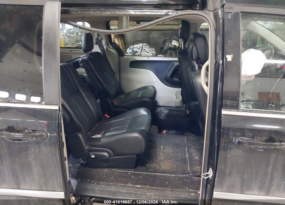 2015 CHRYSLER TOWN & COUNTRY TOURING-L VIN: 2C4RC1CG2FR574238