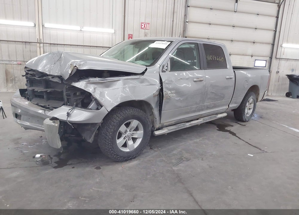 2019 RAM 1500 CLASSIC VIN: 1C6RR7TTXKS606108