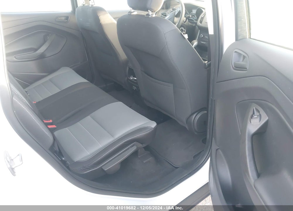 2019 FORD ESCAPE S VIN: 1FMCU0F76KUB11262