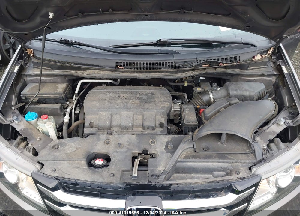 2015 HONDA ODYSSEY EX-L VIN: 5FNRL5H65FB065179