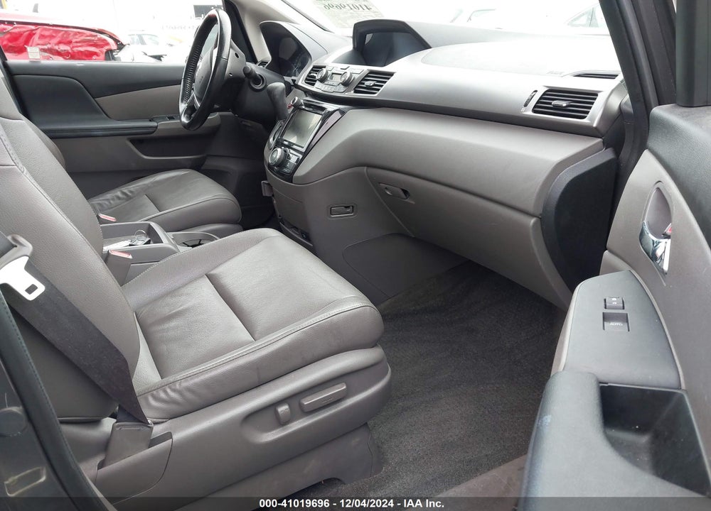 2015 HONDA ODYSSEY EX-L VIN: 5FNRL5H65FB065179