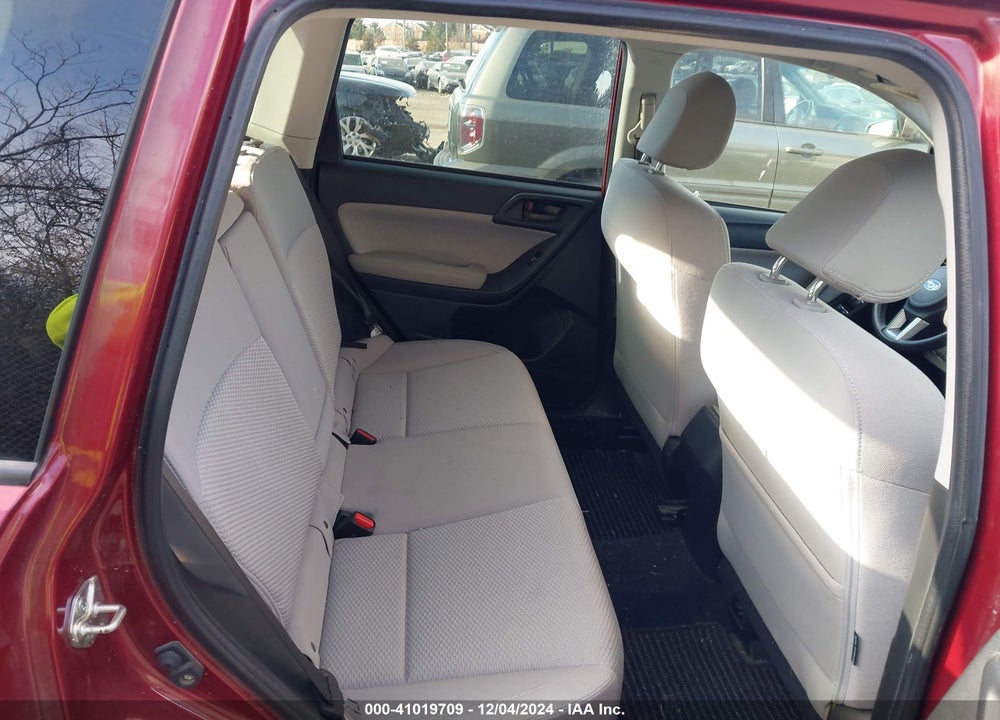 2018 SUBARU FORESTER 2.5I PREMIUM VIN: JF2SJAEC2JH518176