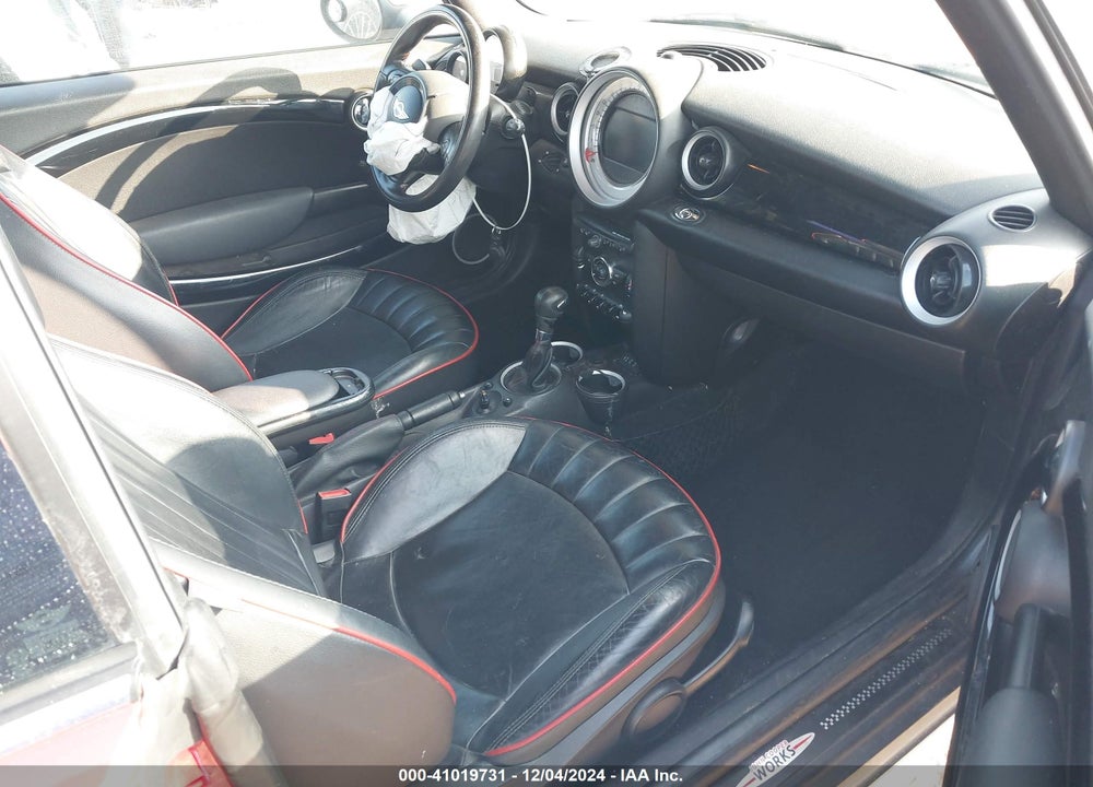 2013 MINI CONVERTIBLE COOPER VIN: WMWZN3C59DT568766