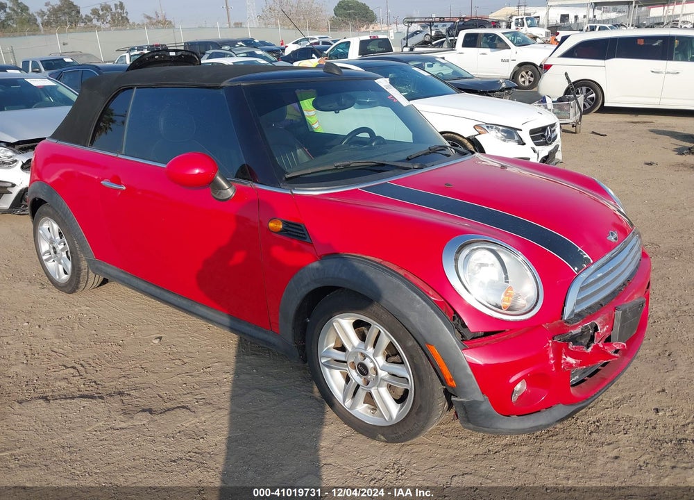 2013 MINI CONVERTIBLE COOPER VIN: WMWZN3C59DT568766