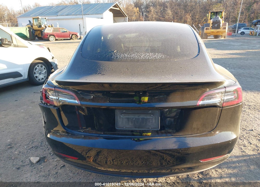 2018 TESLA MODEL 3 VIN: 5YJ3E1EB7JF074064