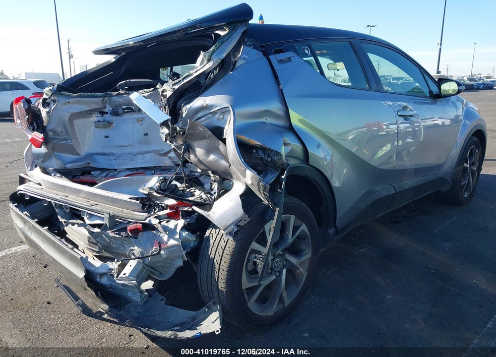 2020 TOYOTA C-HR XLE VIN: JTNKHMBX1L1071608