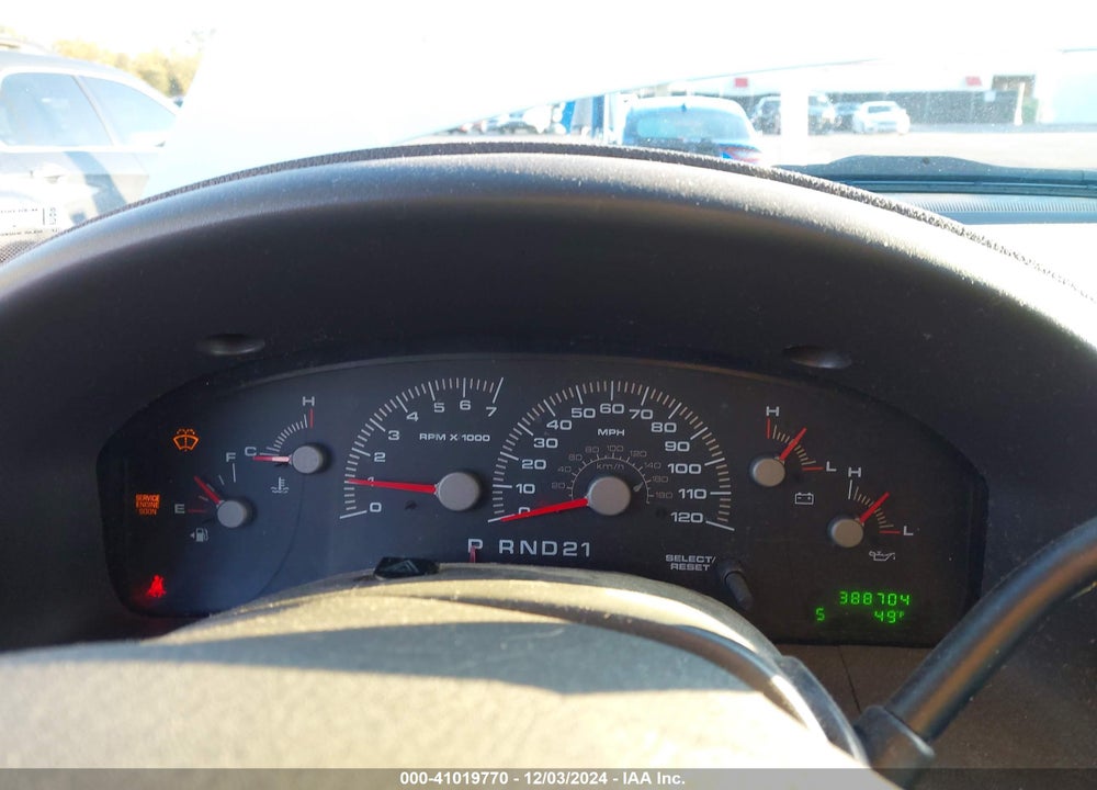 2004 FORD EXPEDITION XLT VIN: 1FMPU15L84LA88579