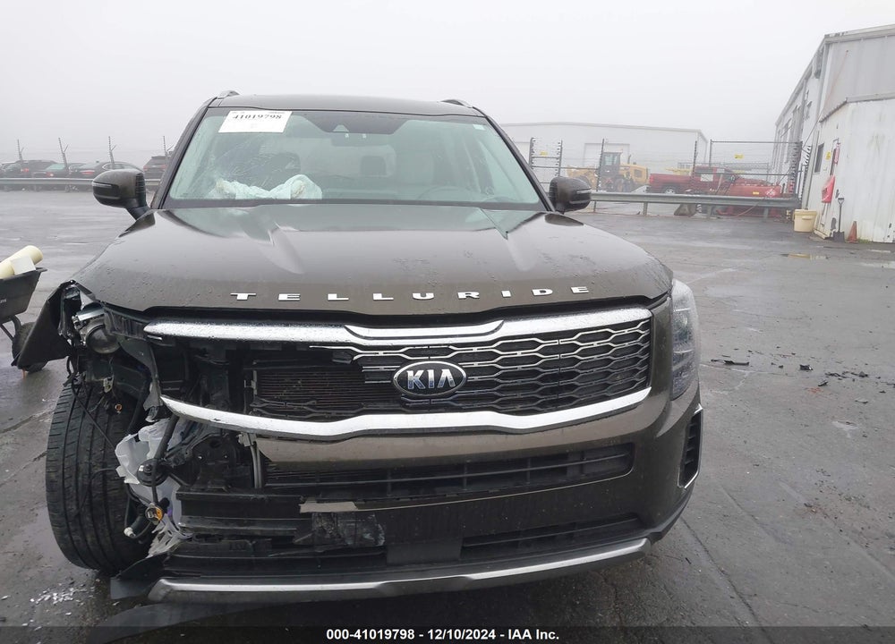 2020 KIA TELLURIDE S VIN: 5XYP64HC0LG032075