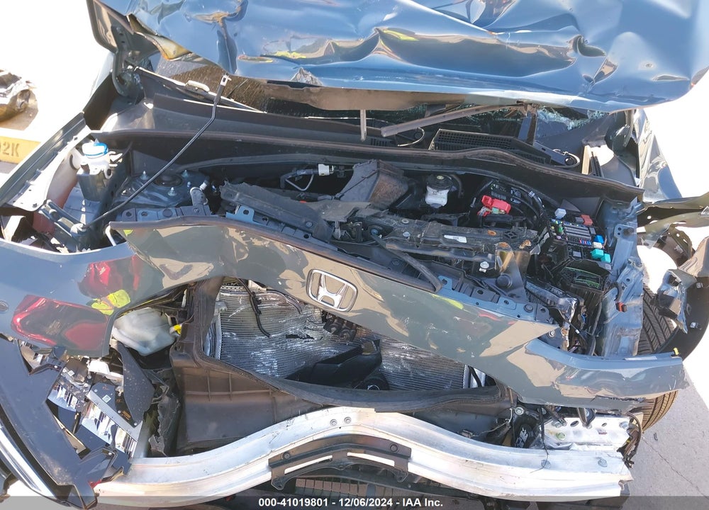 2025 HONDA HR-V 2WD EX-L VIN: 3CZRZ1H78SM704901