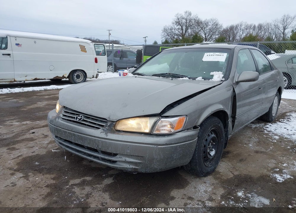 1998 TOYOTA CAMRY LE VIN: 4T1BG22K9WU293733