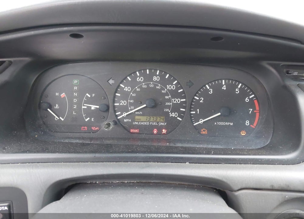 1998 TOYOTA CAMRY LE VIN: 4T1BG22K9WU293733