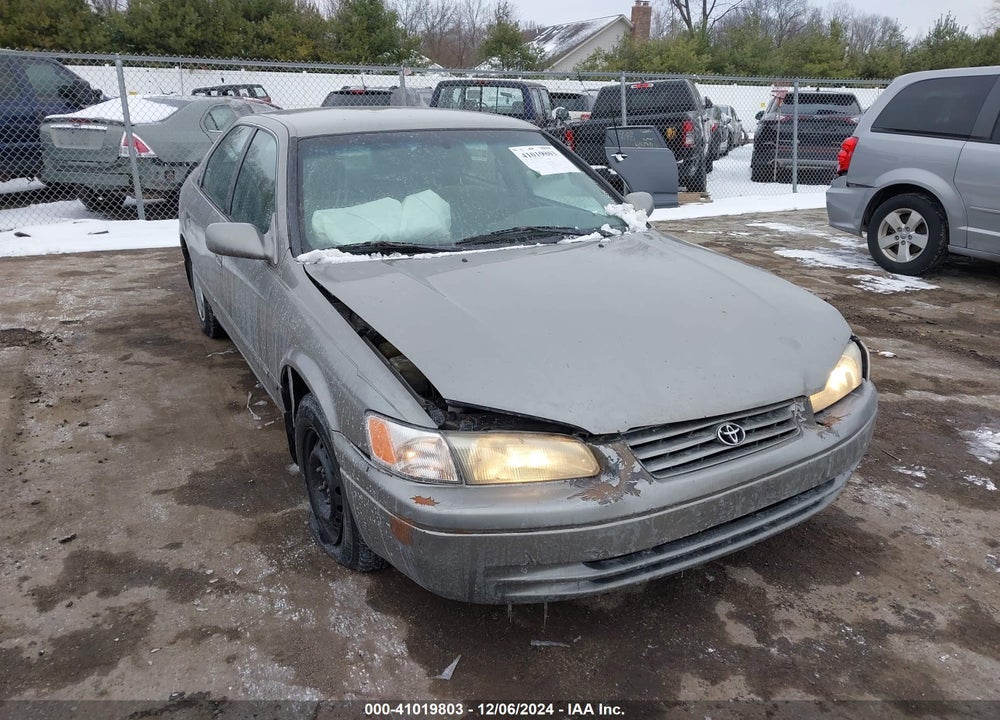 1998 TOYOTA CAMRY LE VIN: 4T1BG22K9WU293733