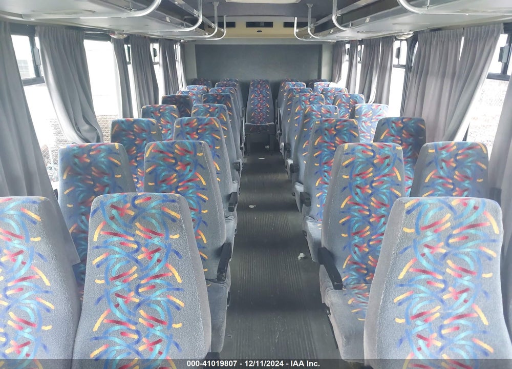 2003 FREIGHTLINER CHASSIS M LINE SHUTTLE BUS VIN: 4UZAACBW63CL03366