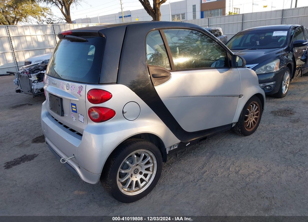 2014 SMART FORTWO PASSION/PURE VIN: WMEEJ3BA3EK762567