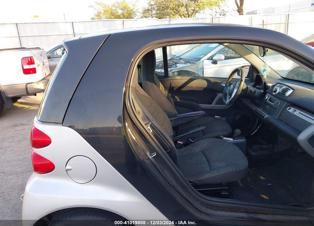 2014 SMART FORTWO PASSION/PURE VIN: WMEEJ3BA3EK762567