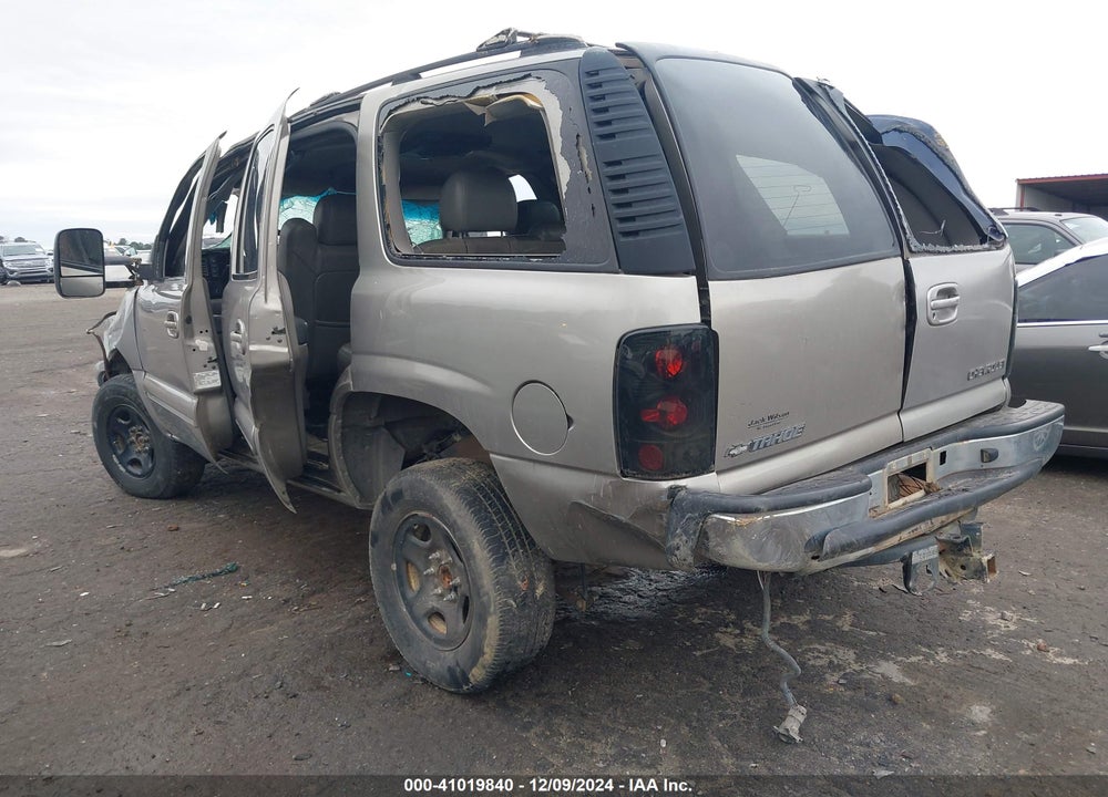 2000 CHEVROLET TAHOE VIN: 1GNEK13TXYJ173159