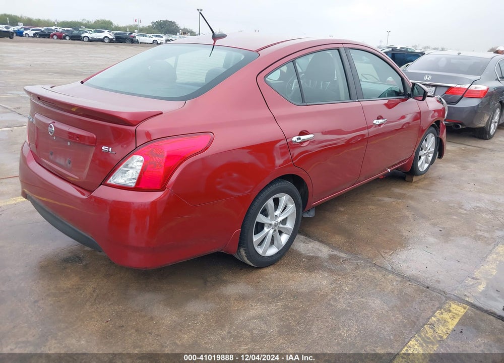2016 NISSAN VERSA 1.6 SL VIN: 3N1CN7AP0GL913375