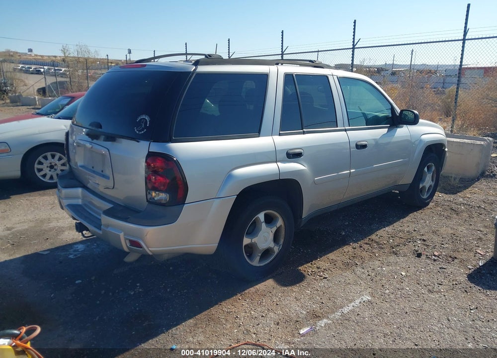 2007 CHEVROLET TRAILBLAZER LS VIN: 1GNDS13S272120791