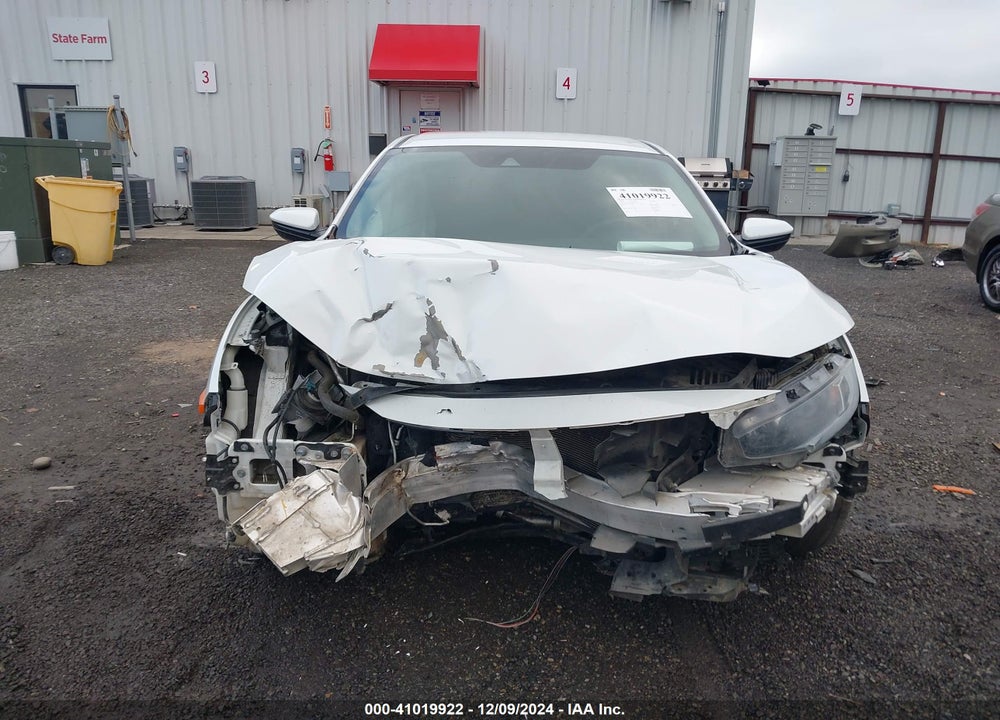 2019 HONDA CIVIC LX VIN: 2HGFC2F66KH543183