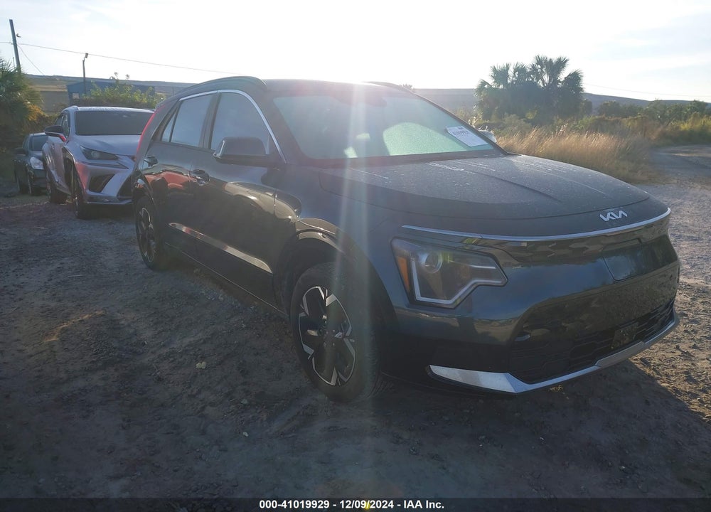 2023 KIA NIRO EV WIND VIN: KNDCR3L13P5061350