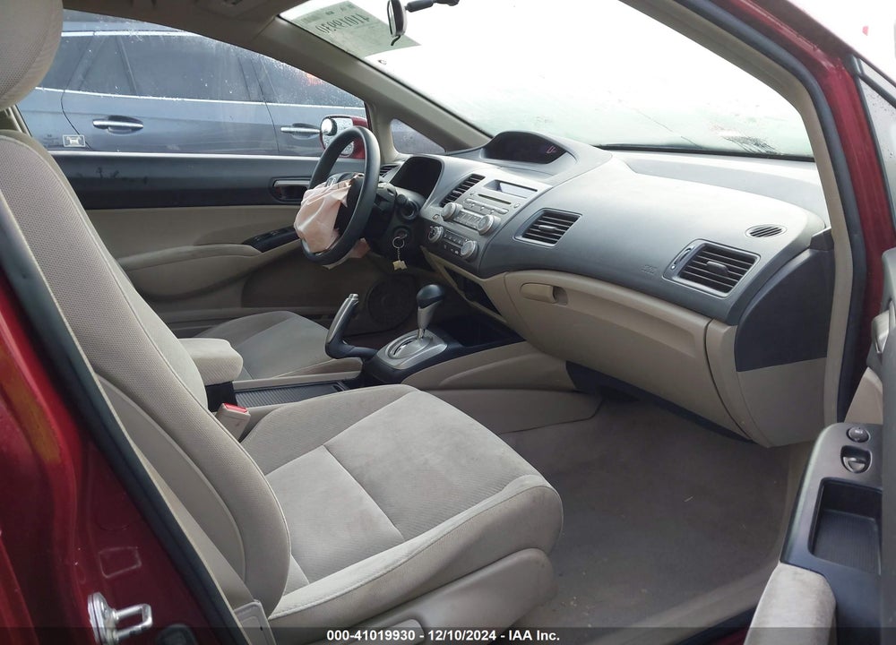 2010 HONDA CIVIC VIN: 19XFA1F50AE058506